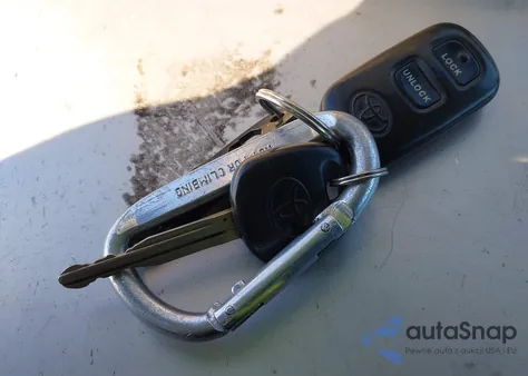 2006 Toyota Corolla Le from USA, damaged, VIN 1NXBR32E46Z569553